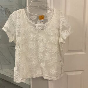 Ruby Rd. White Floral Lace Blouse